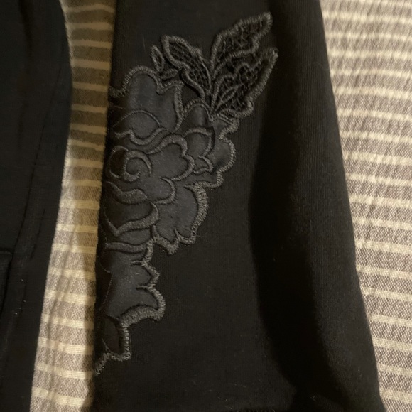 Lululemon Embroidered Floral Sweatshirt - Picture 7 of 7